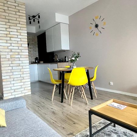 Apartments Sleep & Go Modlin Airport Nowy Dwór Mazowiecki Eksteriør bilde