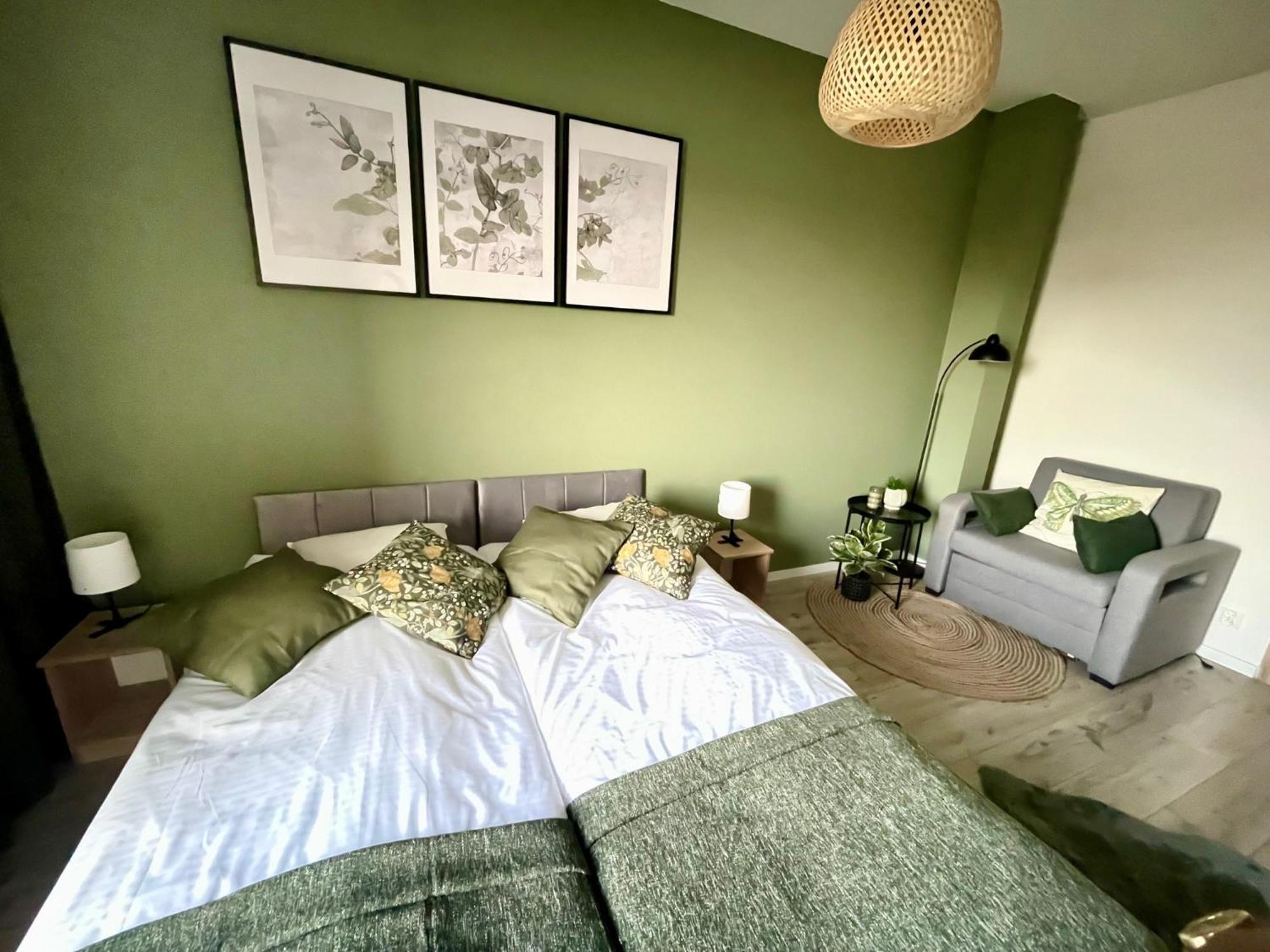 Apartments Sleep & Go Modlin Airport Nowy Dwór Mazowiecki Eksteriør bilde